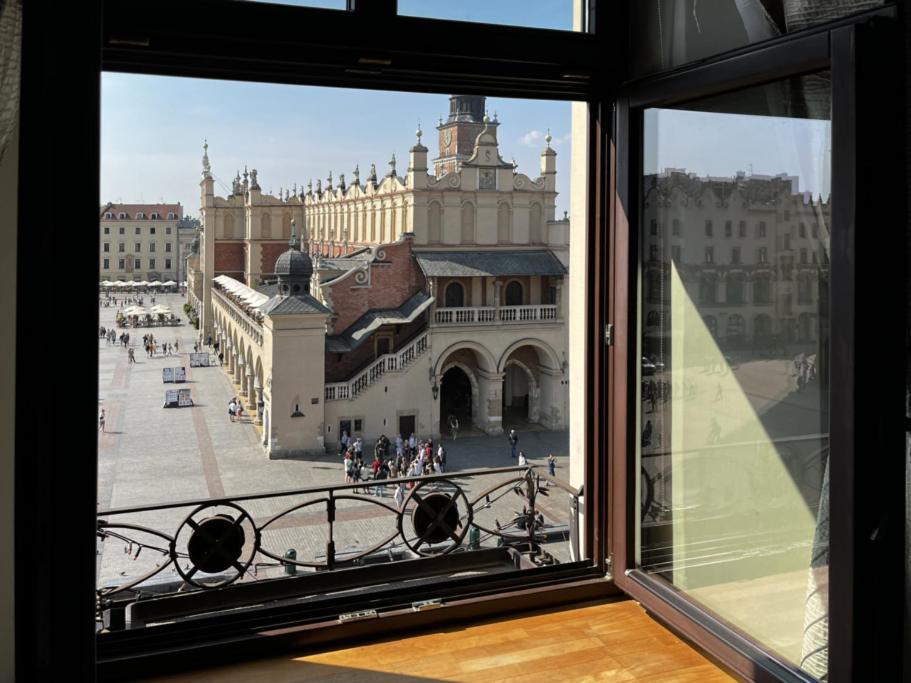 Pod Sloncem - Rynek Glowny Красков Екстериор снимка